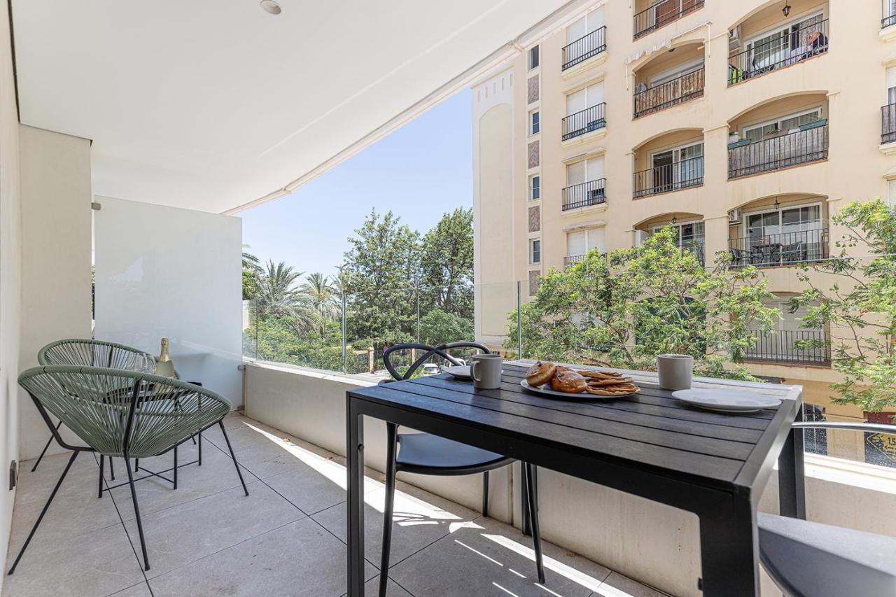 Stylish 2 Bedroom Apartment In Estepona Old Town Exterior foto