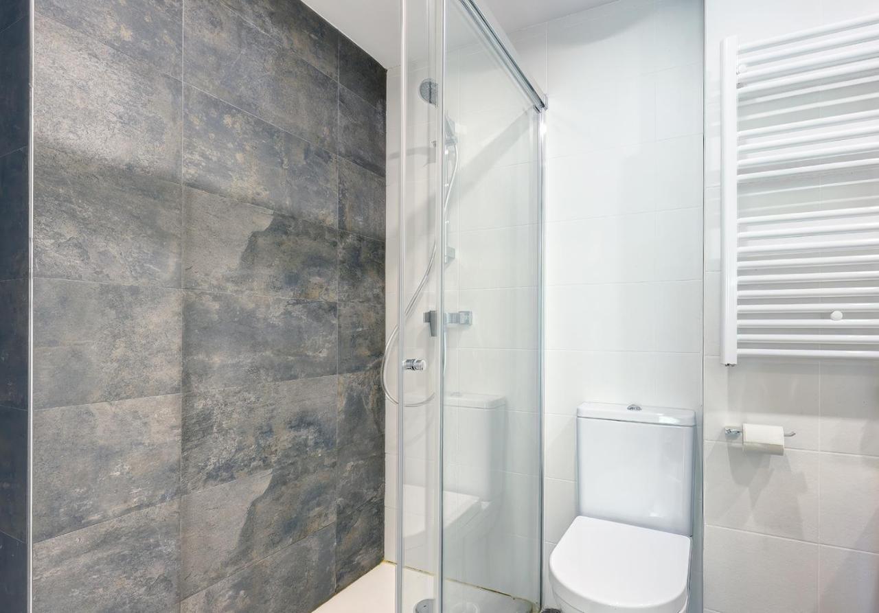 Stylish 2 Bedroom Apartment In Estepona Old Town Exterior foto
